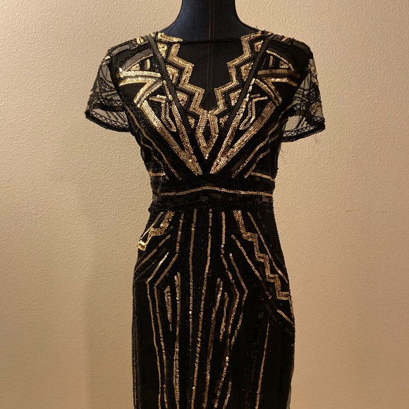Black and Gold Flapper style sequence dress - Picture 1 of 3
